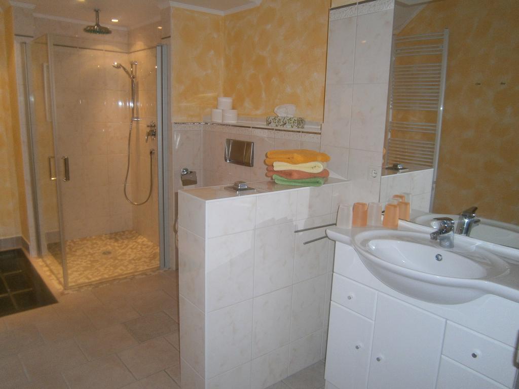 Ferienhaus Schneiders Kröv Zimmer foto